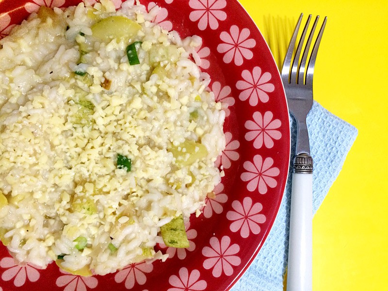 Risoto de abobrinha e alho-poró