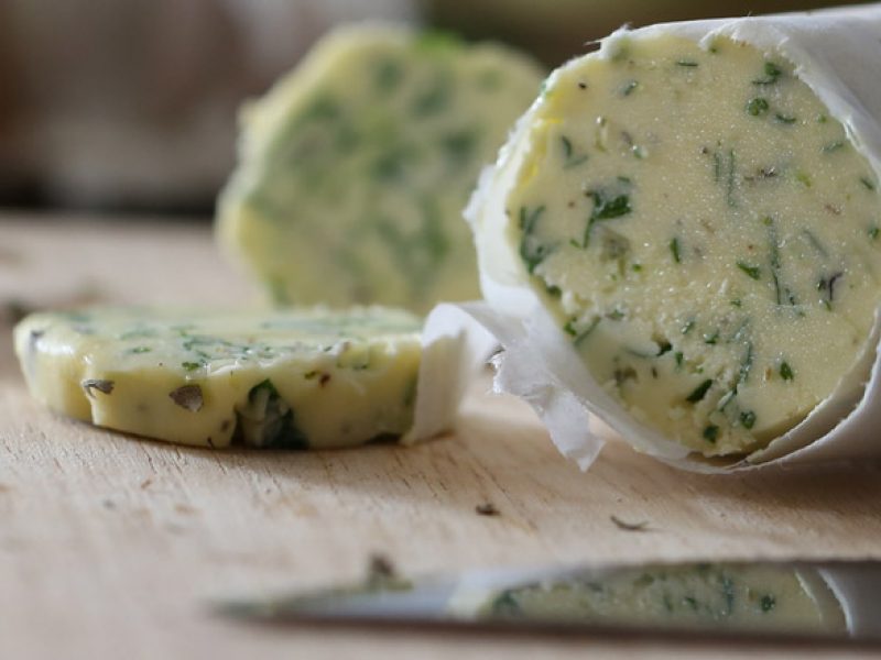 Manteiga temperada – coringa na hora de cozinhar