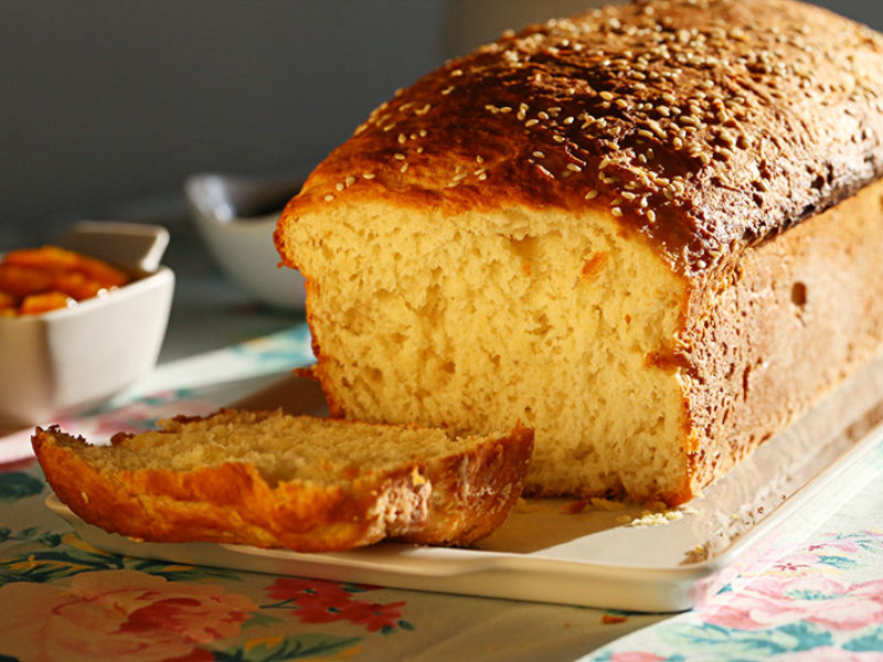 Pão integral de batata doce e cará