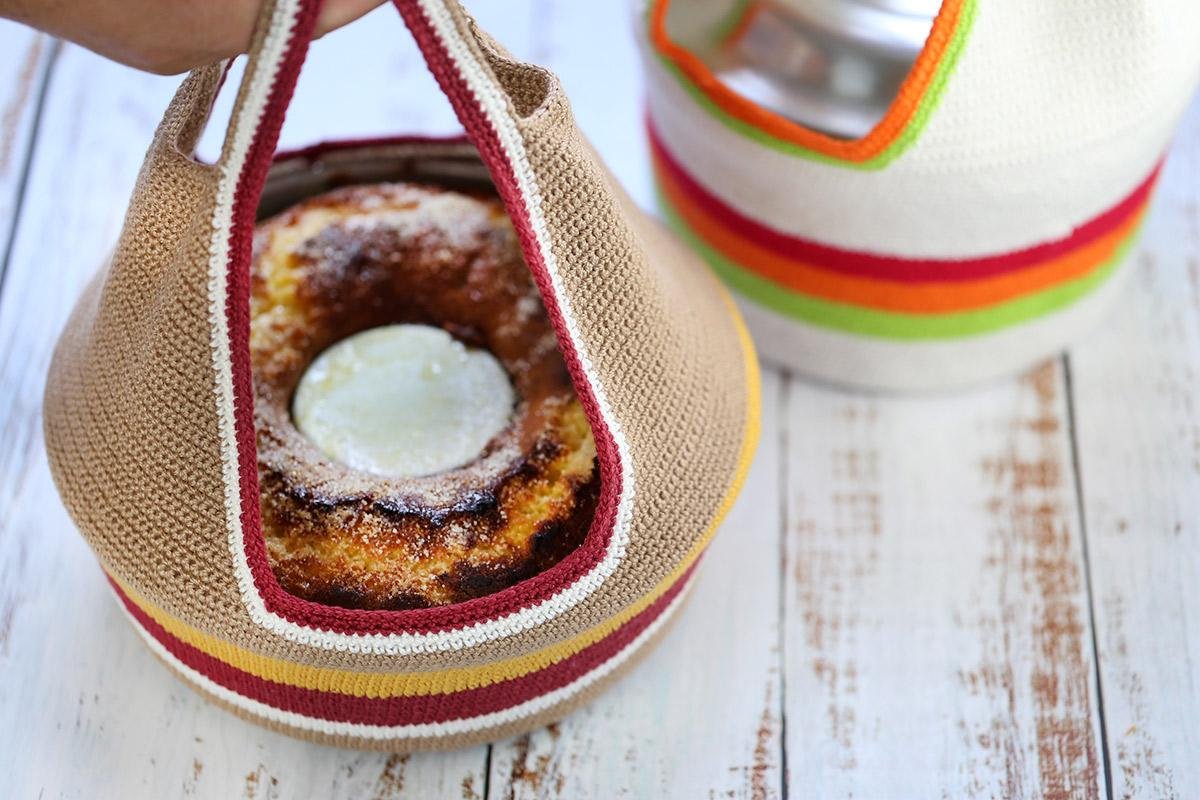 Porta forma de bolo e pudim em crochê