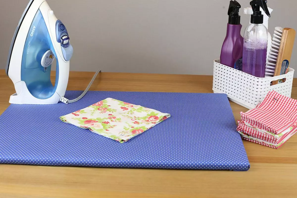 Como fazer uma tábua de passar roupa