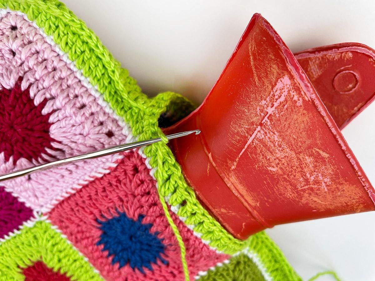 Capa para bolsa de água quente em crochê