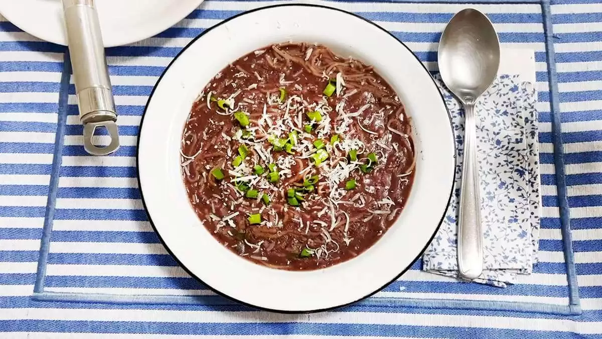 Minestra ou sopa de feijão