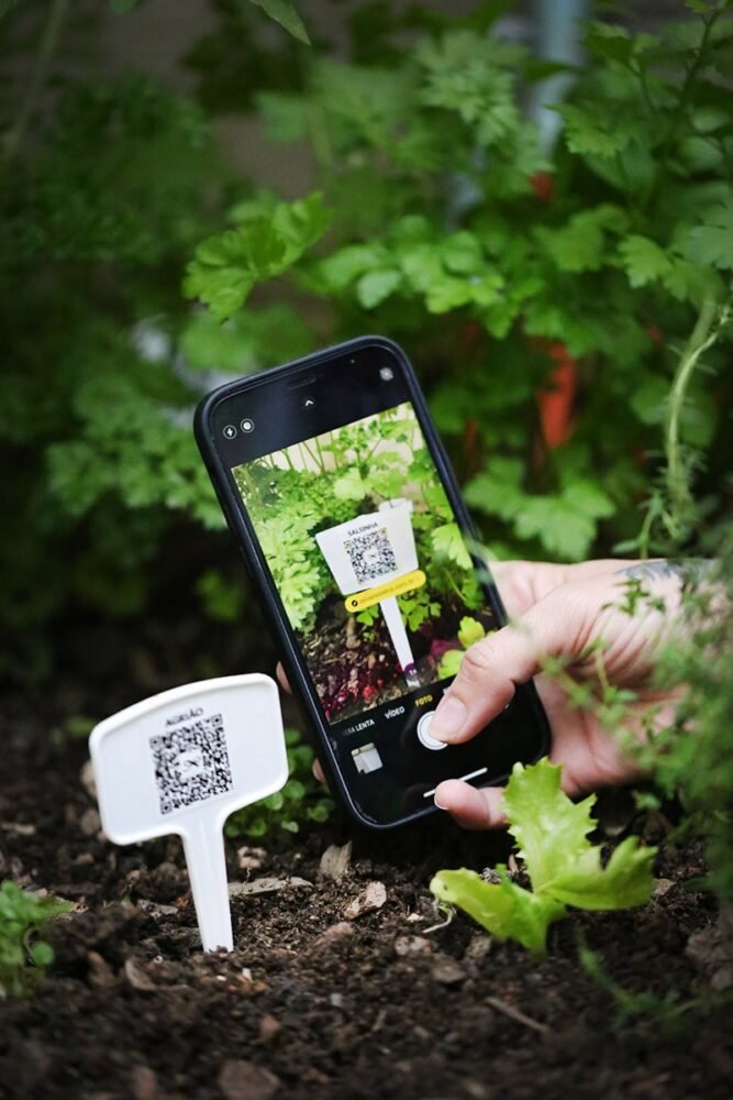 Horta caseira e inteligente com QR Code