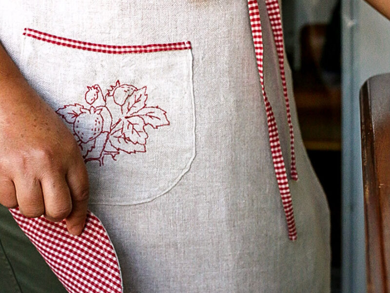 Avental de cozinha personalizado e bordado